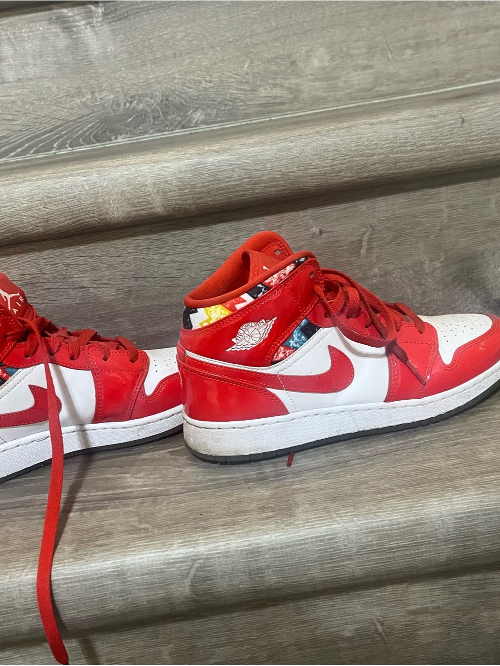 Nike Kids Red and White Mid-Top Sneakers with Graphic Collar
